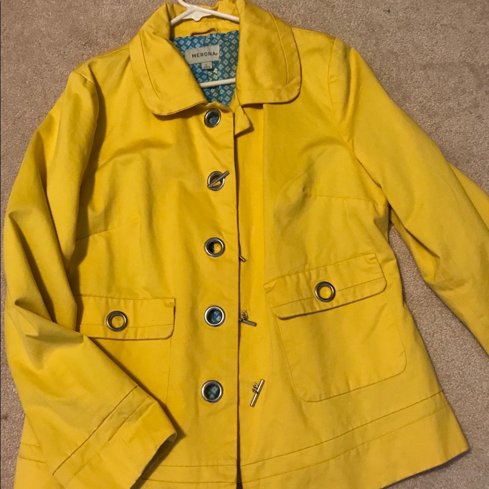 Yellow jacket